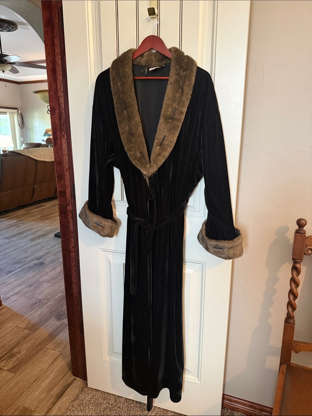 Fabulous Furs Black Velvet Robe Brown Faux Fur Trim at neck/cuffs.  Tie Closure
